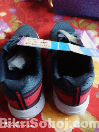 Lotto brand unused sneakers